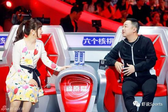 福原爱与刘国梁一起参加国内综艺节目