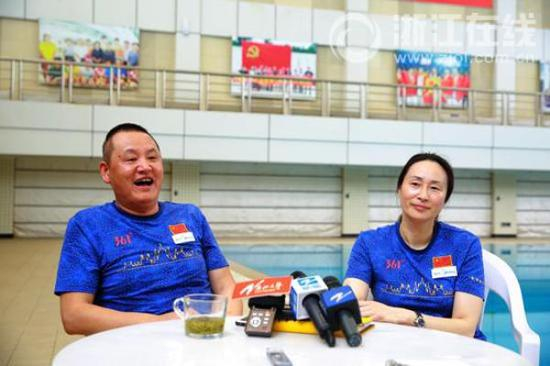 徐国义、楼霞夫妇