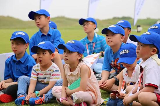 FALA GOLF与青少年