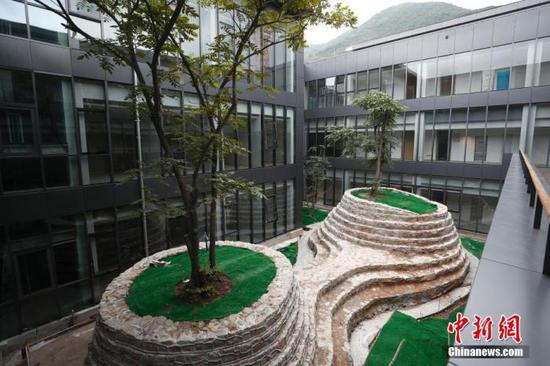 图为延庆冬奥村样板段。&nbsp;中新社记者 富田 摄