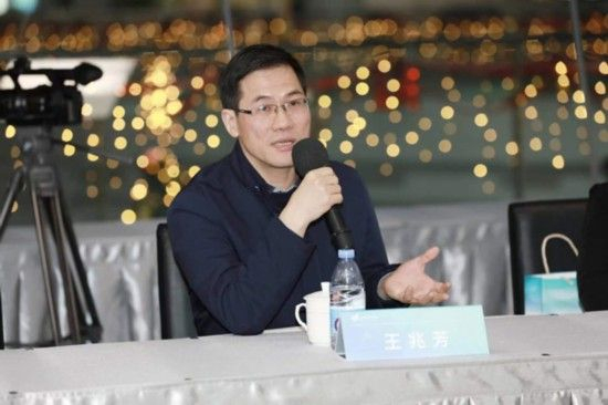 福州一中语文教研组组长王兆芳。受访者供图
