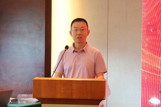 银丰集团董事长王伟致欢迎辞