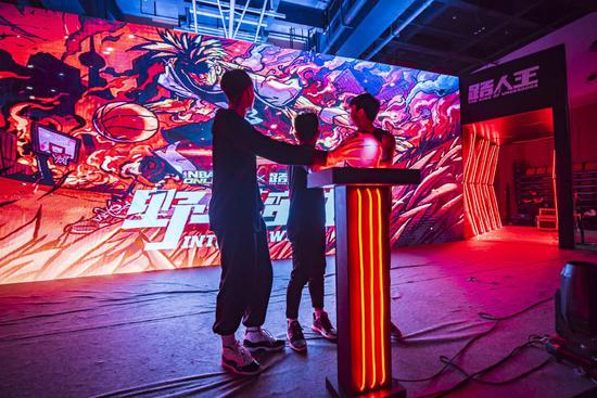 揭晓路人王与NBA2KOL2活动的一刻