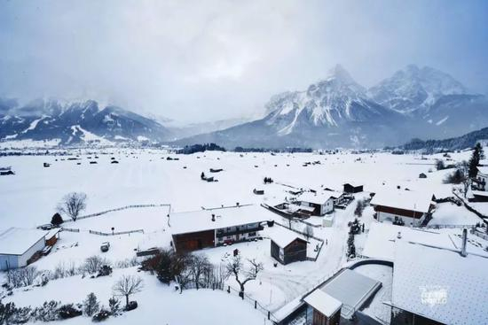 @KIKIWIWI看世界眼中唯美的楚格峰