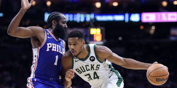 哈登在雄鹿的新角色定位与对东部格局的深远影响