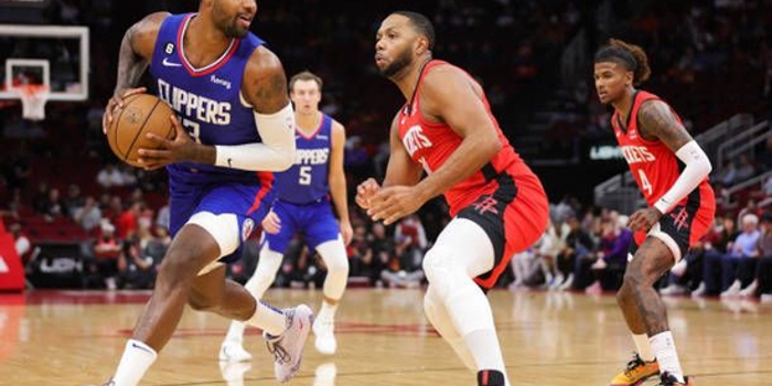 从火箭到快船再到雄鹿哈登职业生涯的转折点分析