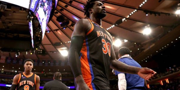 勇士队激战NBA赛场比分胶着全场球迷屏息以待关键时刻库里三分命中点燃主场气氛