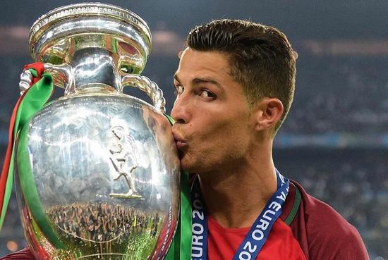 C罗在葡萄牙是绝对C位