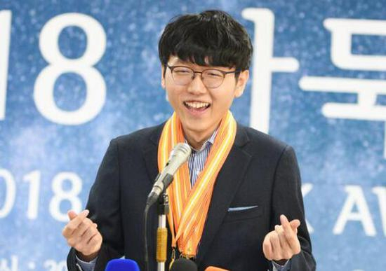 2020年的韩国围棋属于申真谞
