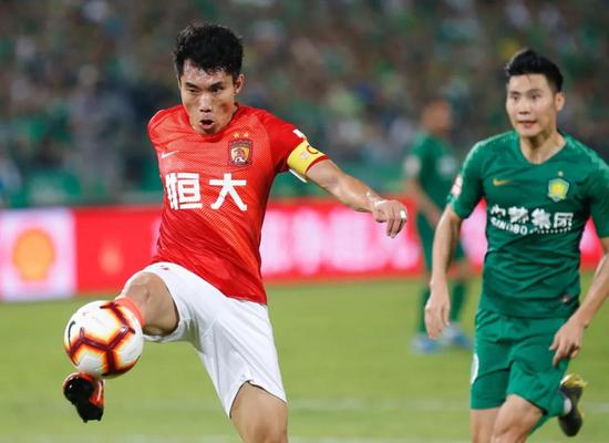 郑智作为国足队长，在亚洲足坛已是人所共知的常青树。