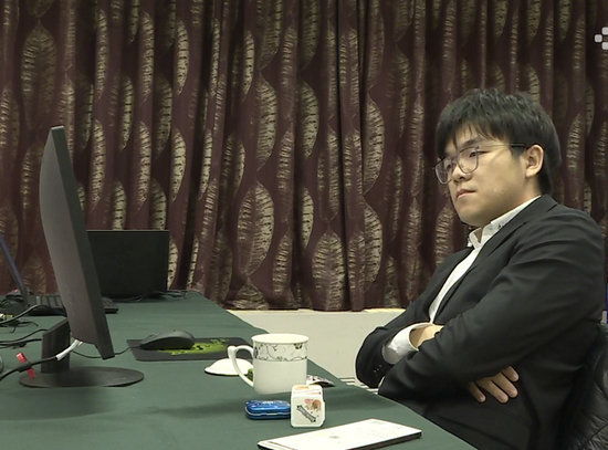 柯洁九段获得首战胜利