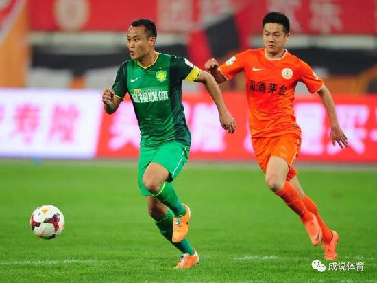 3年前，徐云龙对抗贵州人和球员