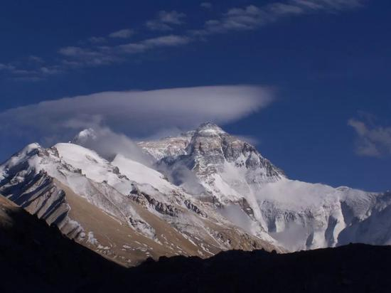 珠穆朗玛峰