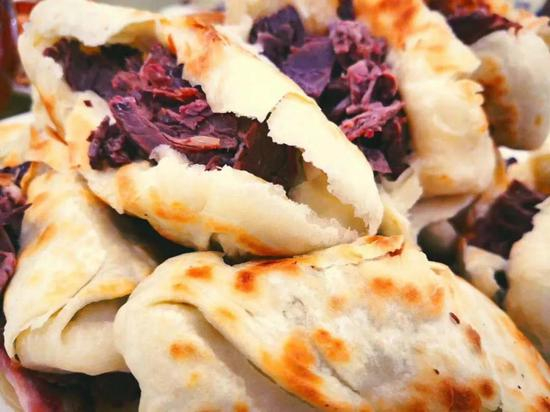 补给站的河间驴肉火烧