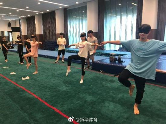 2018年9月，60位来自上海戏剧学院附属舞蹈学校的学生参加了中国花样滑冰协会的“跨界跨项选材”选拔工作。