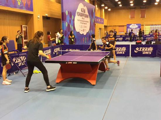 张本美和在比赛中。