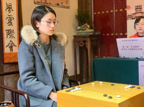 於之莹六段清思局内