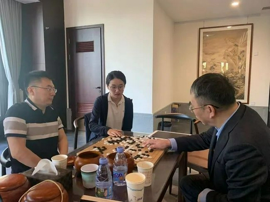 聂老祝贺於之莹晋级