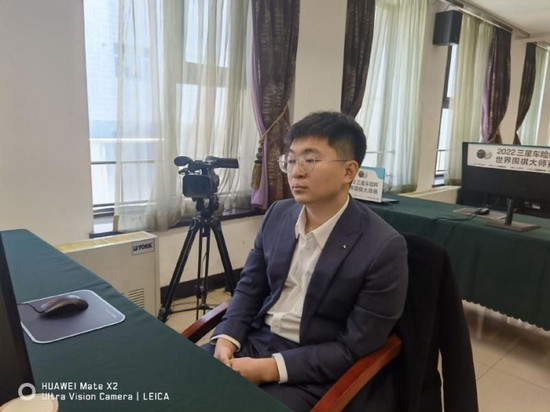 杨鼎新
