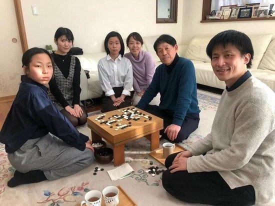 小林泉美的育儿经(下):决定离开围棋界后哭了好久围棋