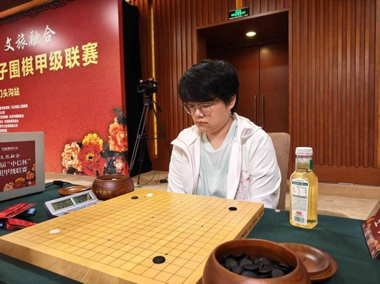 王爽顶住压力拿下关键一分
