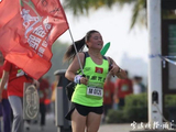 深夜追匪 宁波“花木兰”是马拉松爱好者