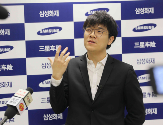 柯洁赛后接受采访畅言心迹