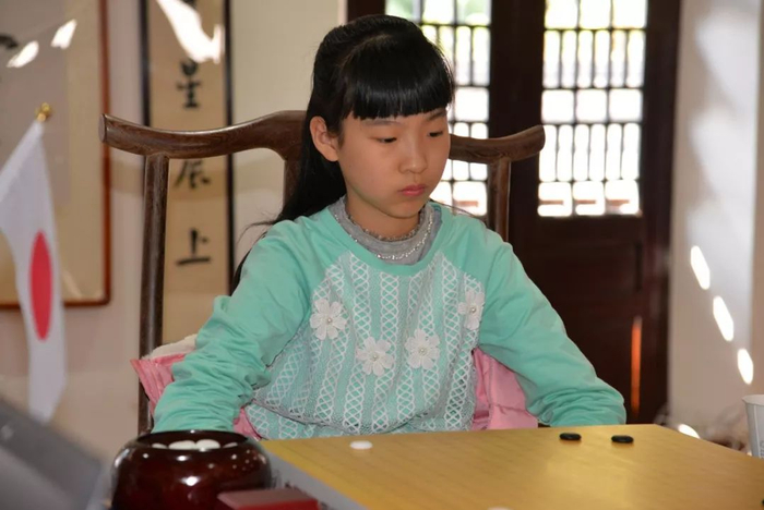 吴依铭二段