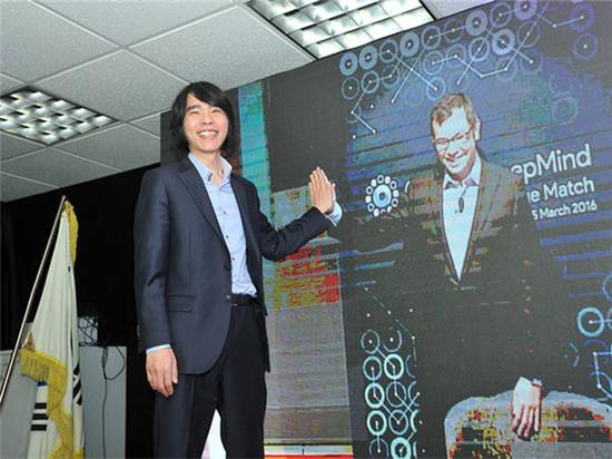 （李世石表示有把握战胜“阿尔法围棋。新华社 金敬东摄）