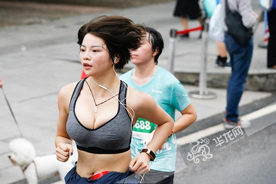 　　为什么这么多人不是在跑步就是在去跑步的路上 听听他们怎么说&nbsp;