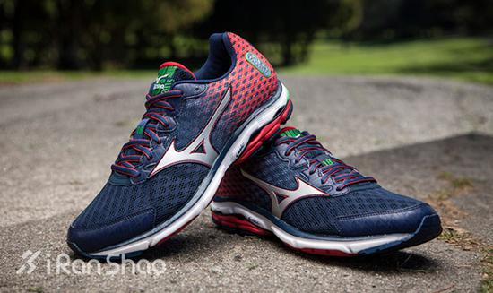 Mizuno Wave Rider 18 （15年）
