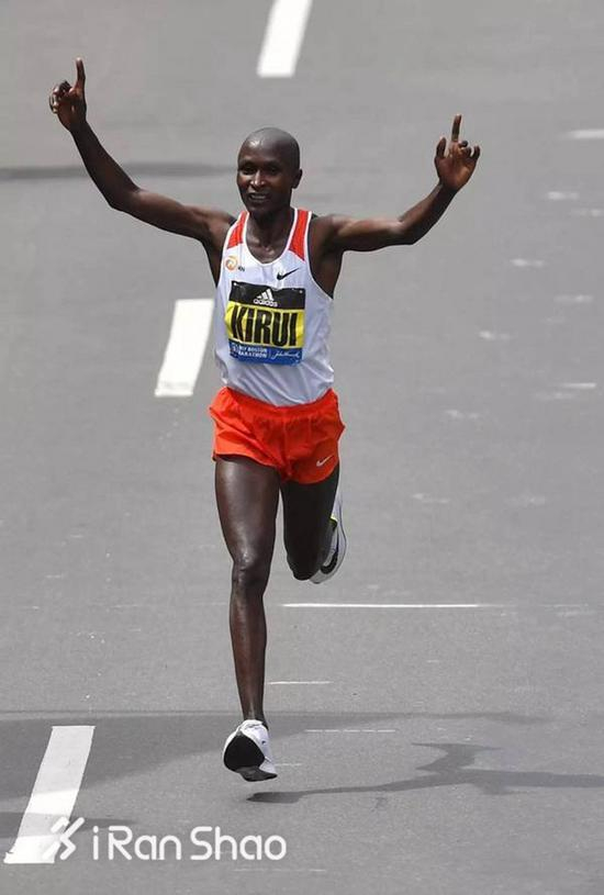 波马男子组冠军Geoffrey Kirui