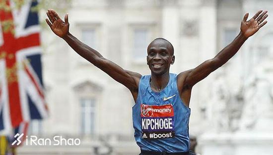 伦敦马拉松赛上的Eliud Kipchoge