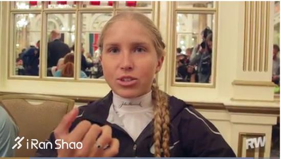 乔丹·哈希在波马记者会上忆母亲