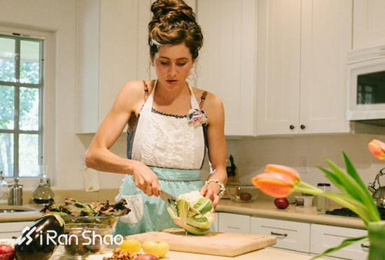 俱乐部营养师Ellie Kempton