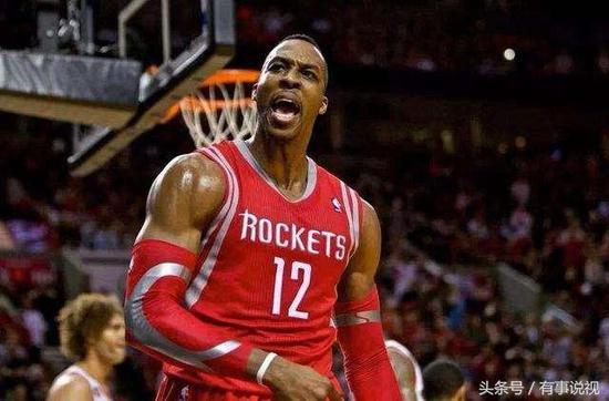 魔兽霍华德，个人恶意犯规总数高达17次，其中一级的15次，二级的2次。