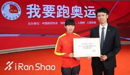 这位北大法学院的大一学生，将成为出征国际顶级田径大赛的中国业余第一人。