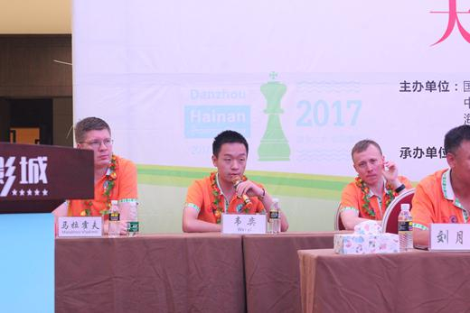 韦奕回答小棋手提问