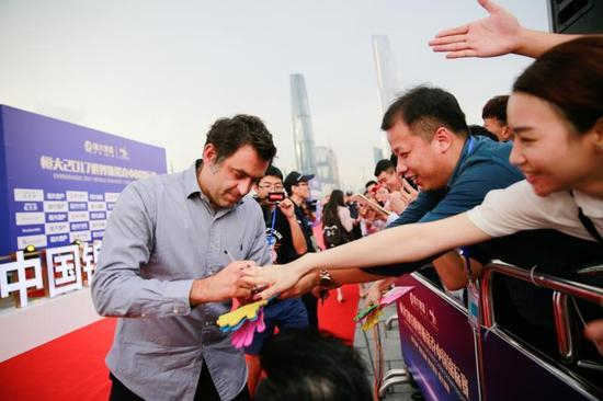 奥沙利文的球现在是看一场少一场了