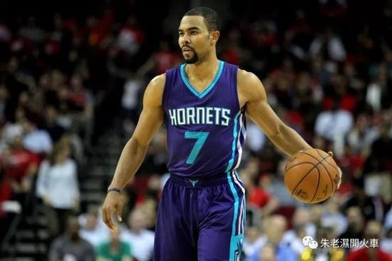 （Sessions已是NBA有名的浪人）