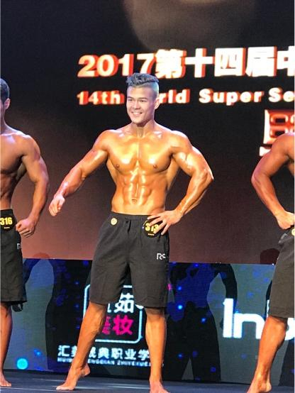 来自中国的郝云超获得健体F组决赛第五名；
