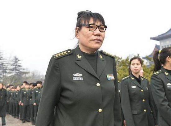 大校军衔：郑海霞
