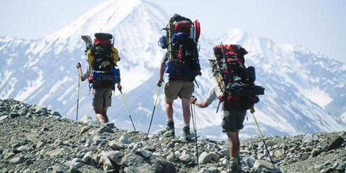 户外登山需要哪些装备 一篇文章解决所有问题