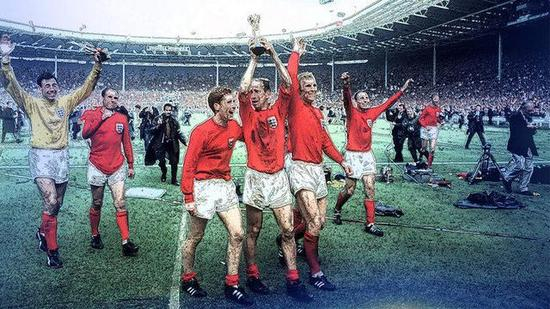 （图）1966年世界杯决赛击败西德之后，英格兰球员在庆祝