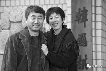 听说这儿钱多人傻——好，那阿拉先抢个“国手”再走——