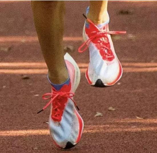 Nike Vaporfly 5%