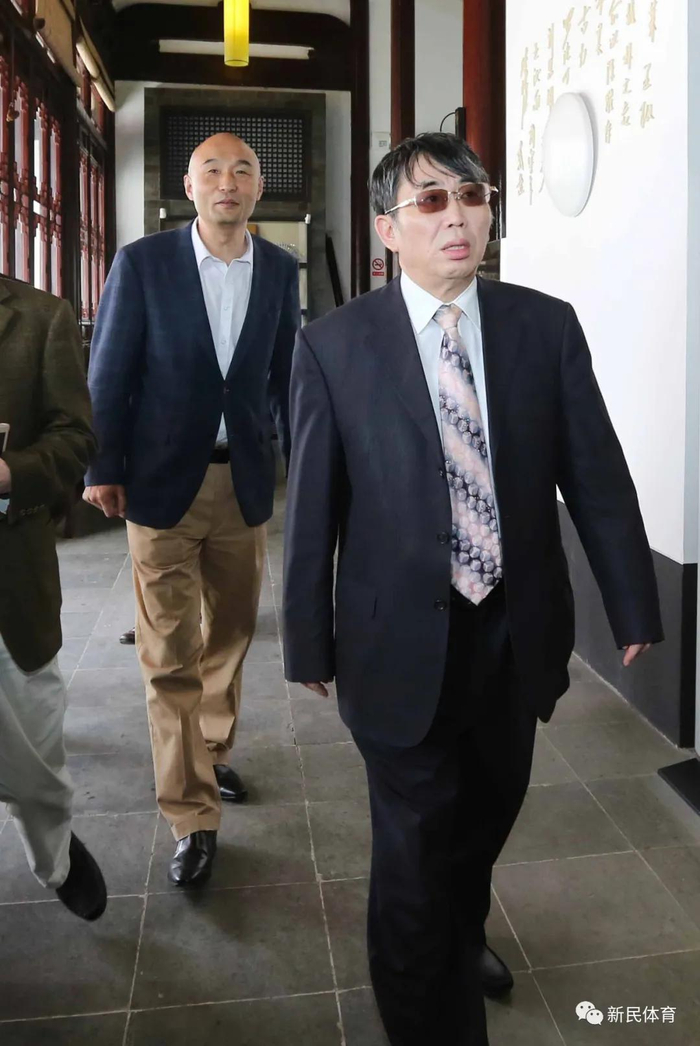 2016年第30届中国围棋天元赛，聂卫平（右）与刘小光