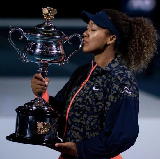 大阪直美取得2021澳网女单冠军