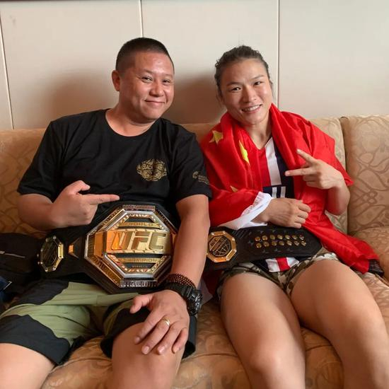 蔡学军与张伟丽