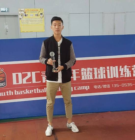 拿下山东省百县篮球总决赛三分王